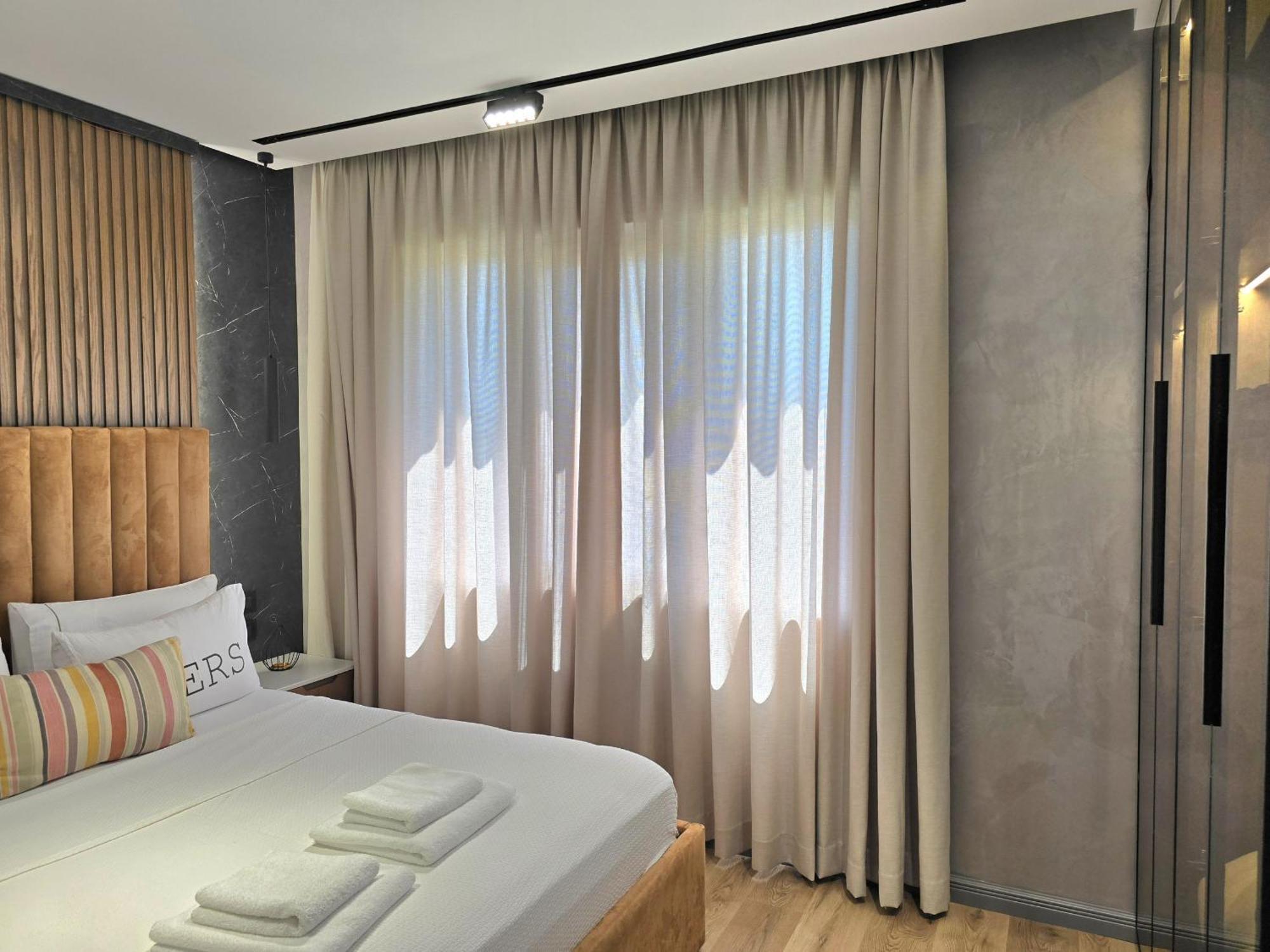 Apartament Sunny With Swimming Pool - 247 *
